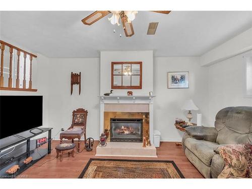 31 Leslie Avenue, Port Dover, ON - Indoor Photo Showing Living Room With Fireplace