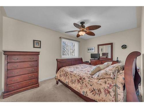 31 Leslie Avenue, Port Dover, ON - Indoor Photo Showing Bedroom