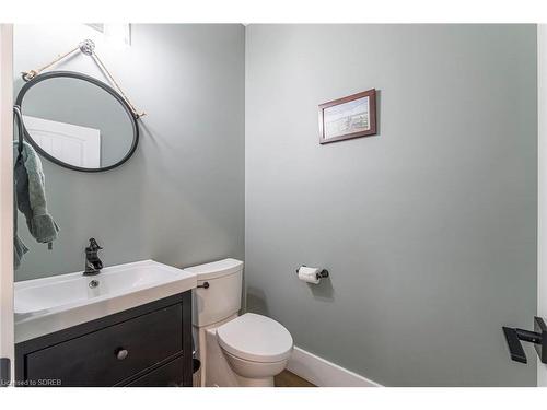82 Sunview Drive, Norwich, ON - Indoor Photo Showing Bathroom