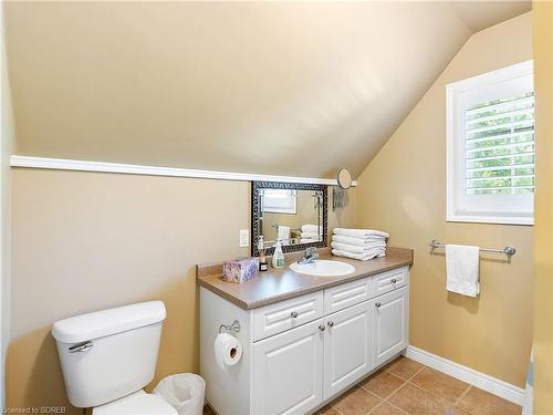 341 Cedar Drive Drive, Turkey Point, ON - Indoor Photo Showing Bathroom