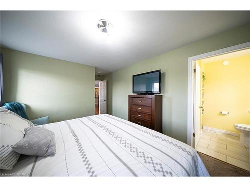 30 Tan Avenue Avenue, Waterford, ON - Indoor Photo Showing Bedroom