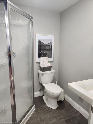 207-12 Erie Boulevard, Port Rowan, ON - Indoor Photo Showing Bathroom