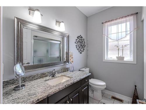 26 Blossom Avenue, Simcoe, ON - Indoor Photo Showing Bathroom