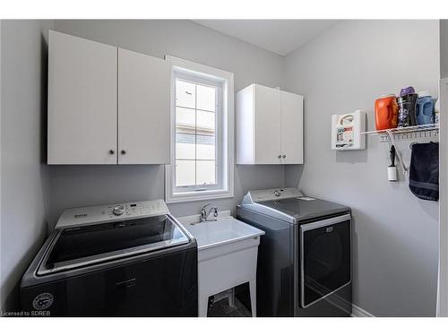 26 Blossom Avenue, Simcoe, ON - Indoor Photo Showing Laundry Room