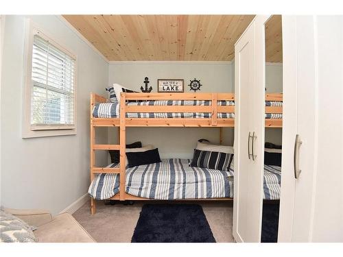 289 Lakeshore Road, Selkirk, ON - Indoor Photo Showing Bedroom