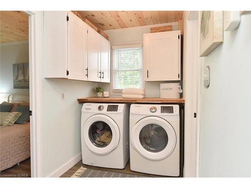 289 Lakeshore Road, Selkirk, ON - Indoor Photo Showing Laundry Room