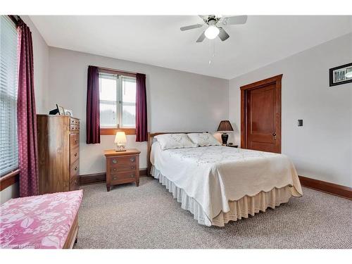 907 Forestry Farm Road, St. Williams, ON - Indoor Photo Showing Bedroom