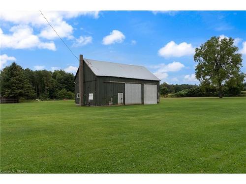 907 Forestry Farm Road, St. Williams, ON 