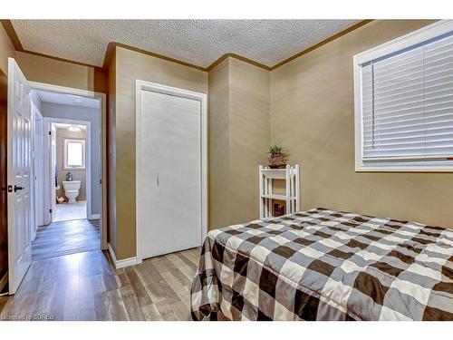 15 Sheridan Boulevard, Simcoe, ON - Indoor Photo Showing Bedroom