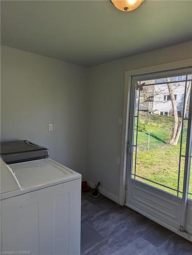 265 South Drive, Simcoe, ON - Indoor Photo Showing Laundry Room
