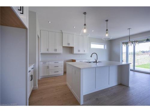 47 Judd Drive, Simcoe, ON - Indoor Photo Showing Kitchen With Upgraded Kitchen