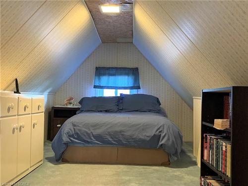 8 Regent Street, Port Dover, ON - Indoor Photo Showing Bedroom