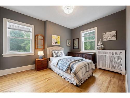 449 Norfolk Street S, Simcoe, ON - Indoor Photo Showing Bedroom