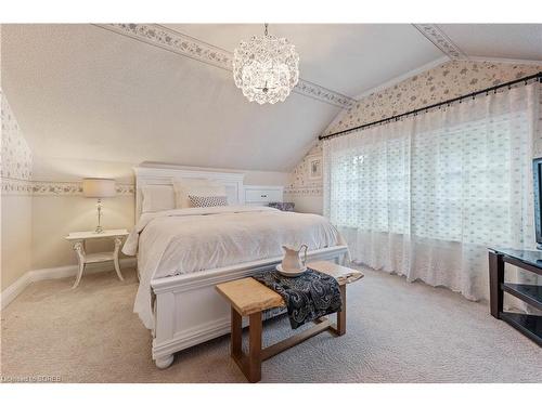 449 Norfolk Street S, Simcoe, ON - Indoor Photo Showing Bedroom