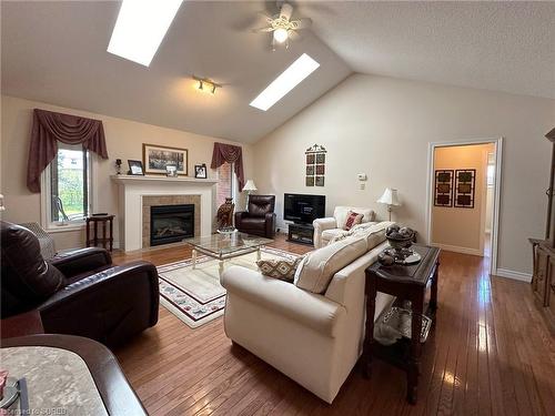 18 Coastal Court, Port Dover, ON - Indoor Photo Showing Living Room With Fireplace