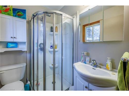 102 Dedrick Road, Port Rowan, ON - Indoor Photo Showing Bathroom
