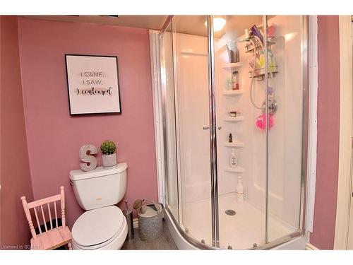 281 Emily Street, Simcoe, ON - Indoor Photo Showing Bathroom
