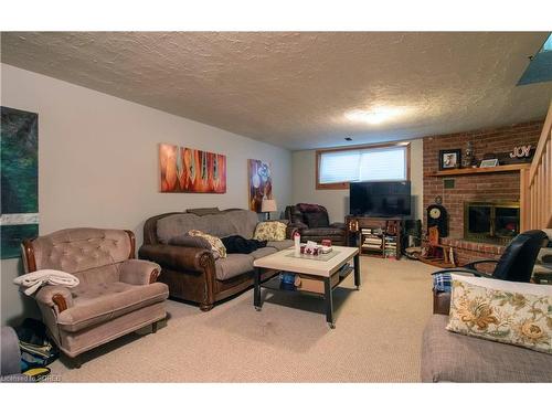 3 Andover Avenue, Tillsonburg, ON - Indoor Photo Showing Living Room With Fireplace