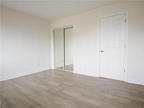 34 Mann Avenue, Simcoe, ON - Indoor Photo Showing Other Room