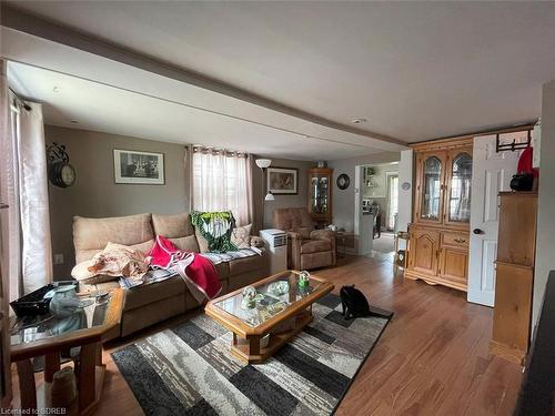 59 & 61 Patterson Street, Simcoe, ON - Indoor Photo Showing Living Room