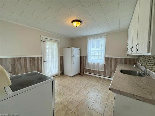 59 & 61 Patterson Street, Simcoe, ON - Indoor Photo Showing Laundry Room