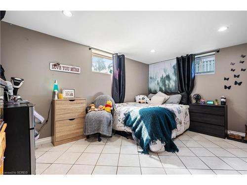 7 Hilldrop Crescent, Tillsonburg, ON - Indoor Photo Showing Bedroom