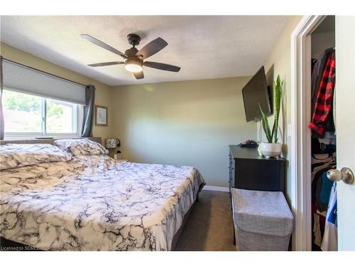 20-230 Richardson Drive, Port Dover, ON - Indoor Photo Showing Bedroom