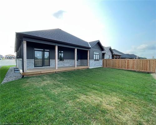 135 Gibbons Street, Waterford, ON - Outdoor With Deck Patio Veranda