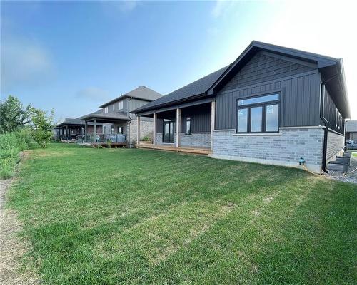 135 Gibbons Street, Waterford, ON - Outdoor