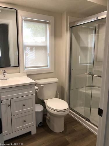 219 Cedar Drive, Turkey Point, ON - Indoor Photo Showing Bathroom