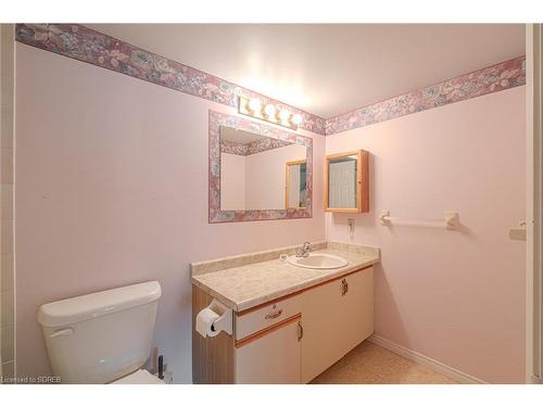 604-11 Mill Pond Court, Simcoe, ON - Indoor Photo Showing Bathroom