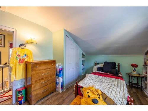 56 Davis Street W, Simcoe, ON - Indoor Photo Showing Bedroom