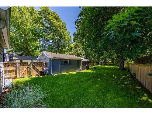 56 Davis Street W, Simcoe, ON - Outdoor With Backyard