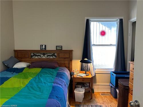 197 Norfolk Street S, Simcoe, ON - Indoor Photo Showing Bedroom