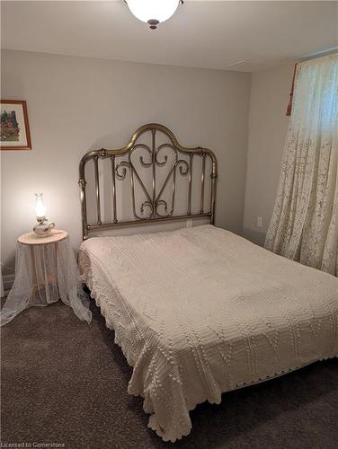 164528 Kellett Road, Tillsonburg, ON - Indoor Photo Showing Bedroom