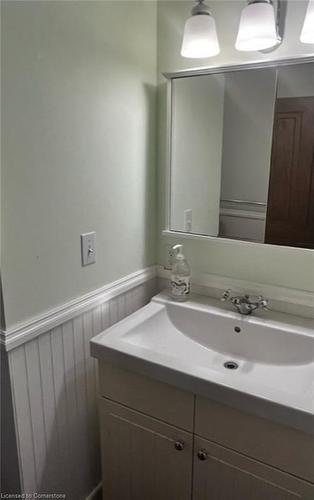 1159 Bay Street, Port Rowan, ON - Indoor Photo Showing Bathroom