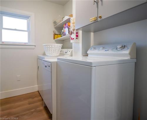 210 Chapman Street W, Port Dover, ON - Indoor Photo Showing Laundry Room