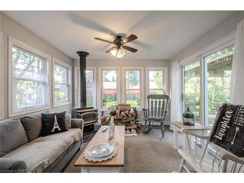 227 Main Street Street E, Otterville, ON - Indoor Photo Showing Living Room