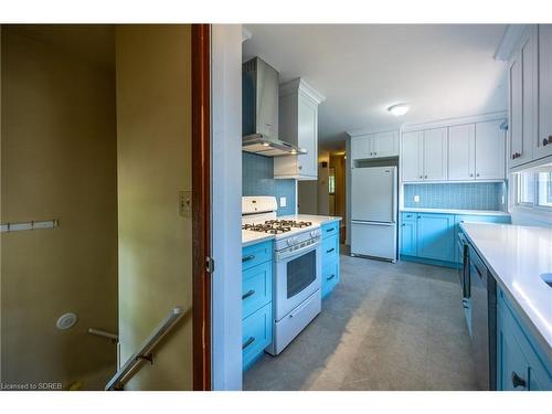 130 Chapel Street, Simcoe, ON - Indoor Photo Showing Kitchen With Double Sink