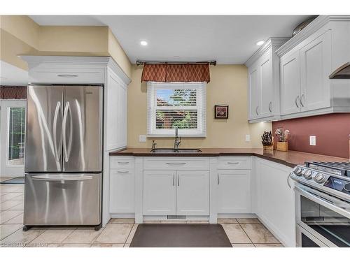 62 Lee Avenue, Simcoe, ON - Indoor Photo Showing Kitchen With Double Sink