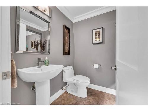 62 Lee Avenue, Simcoe, ON - Indoor Photo Showing Bathroom