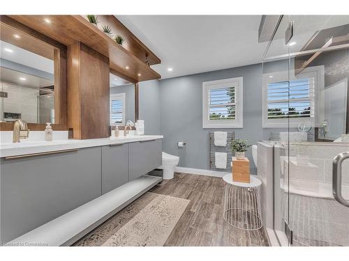 62 Lee Avenue, Simcoe, ON - Indoor Photo Showing Bathroom