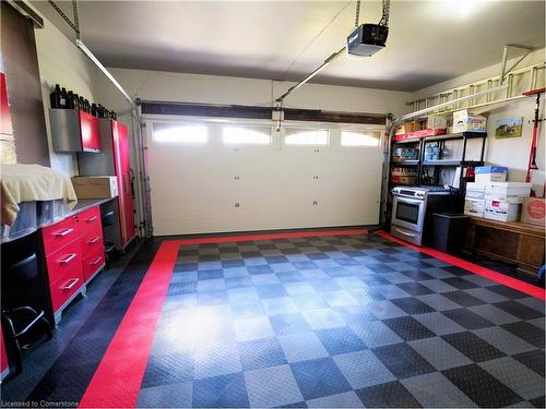 62 Lee Avenue, Simcoe, ON - Indoor Photo Showing Garage