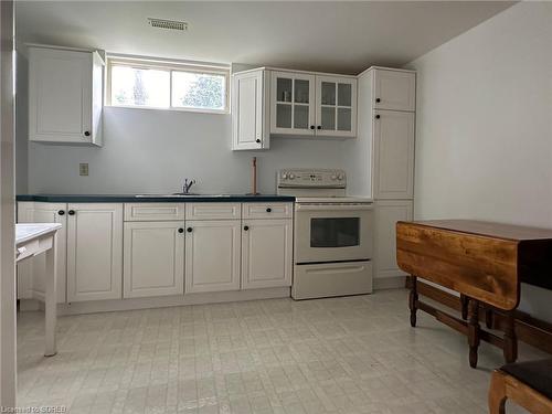 16 Dean Street, Port Dover, ON - Indoor Photo Showing Kitchen