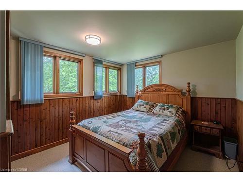 20 Van Norman Street, Charlotteville, ON - Indoor Photo Showing Bedroom