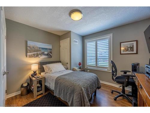 107-12 St Andrew Street, Port Dover, ON - Indoor Photo Showing Bedroom