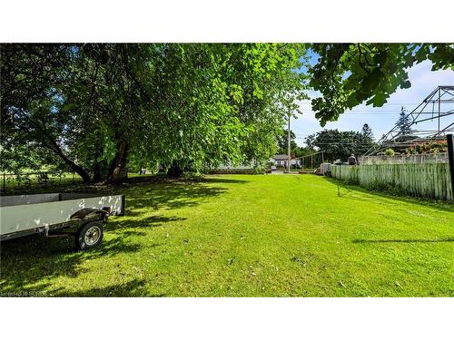 848 Colborne Street E, Brantford, ON - Outdoor With Backyard