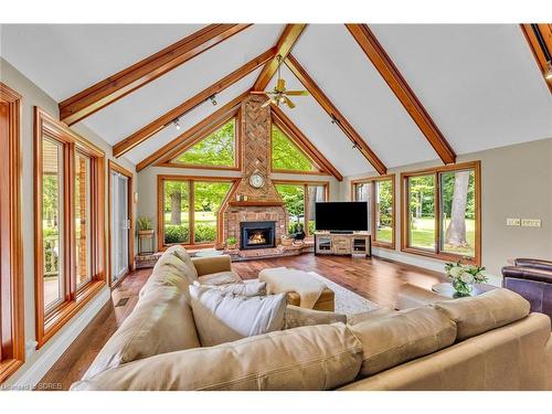 587 Hillcrest Road, Simcoe, ON - Indoor Photo Showing Living Room With Fireplace