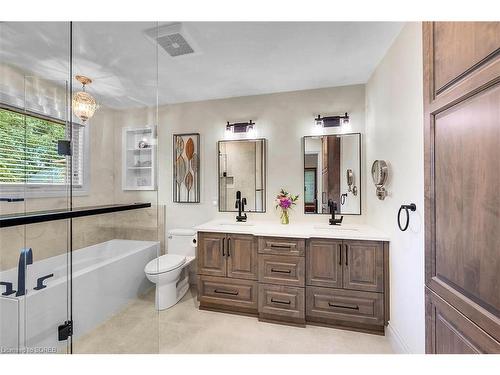 587 Hillcrest Road, Simcoe, ON - Indoor Photo Showing Bathroom