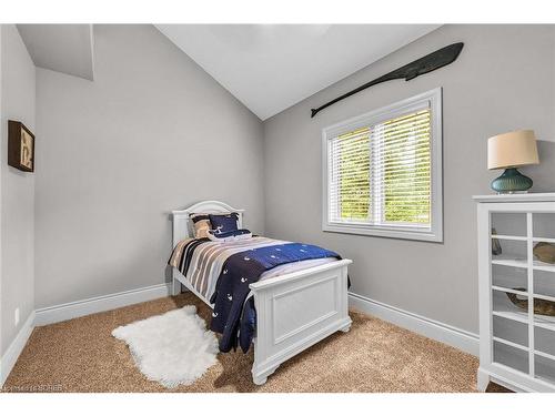 587 Hillcrest Road, Simcoe, ON - Indoor Photo Showing Bedroom